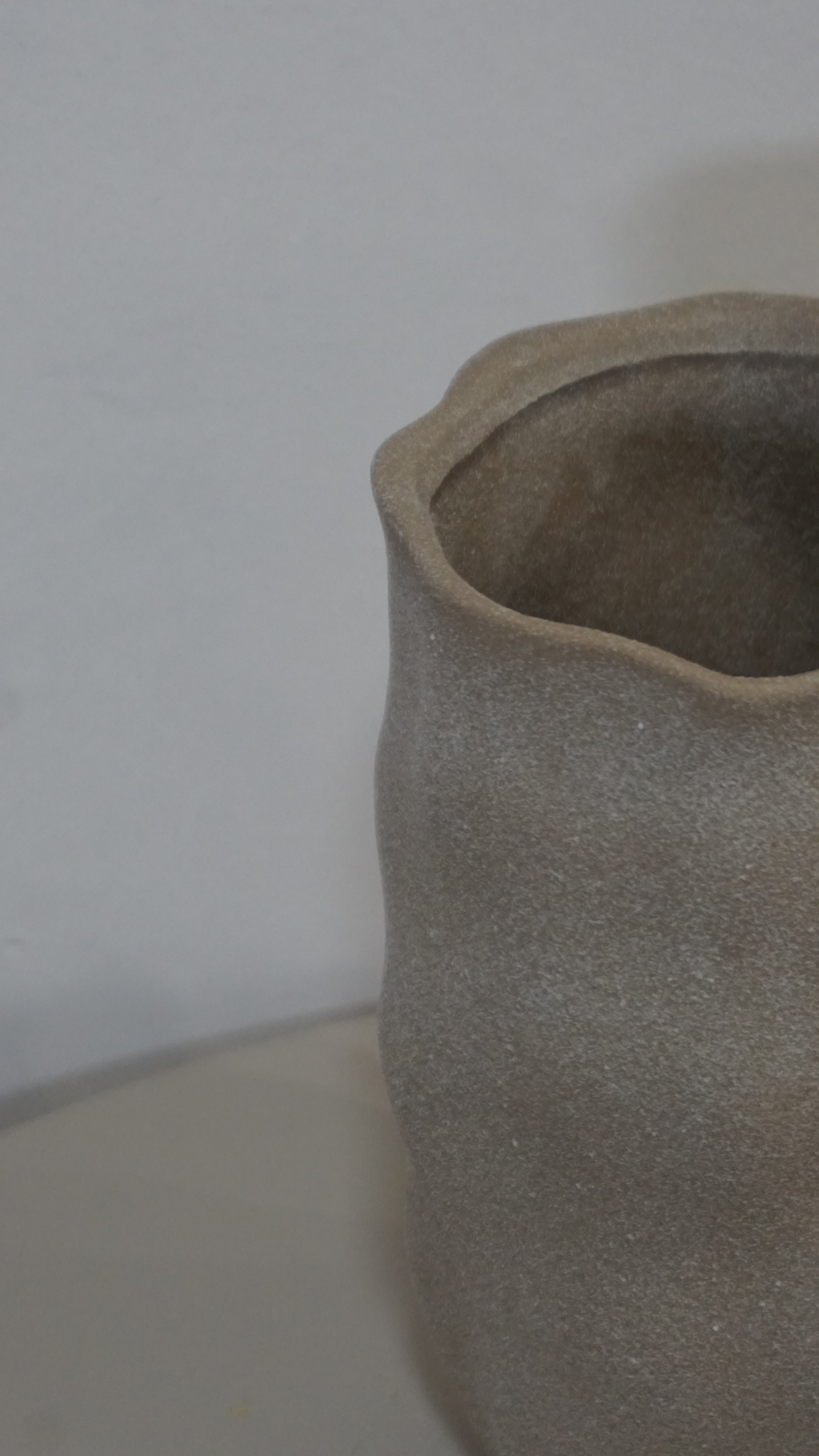 VASO IN CERAMICA BEIGE OPACO