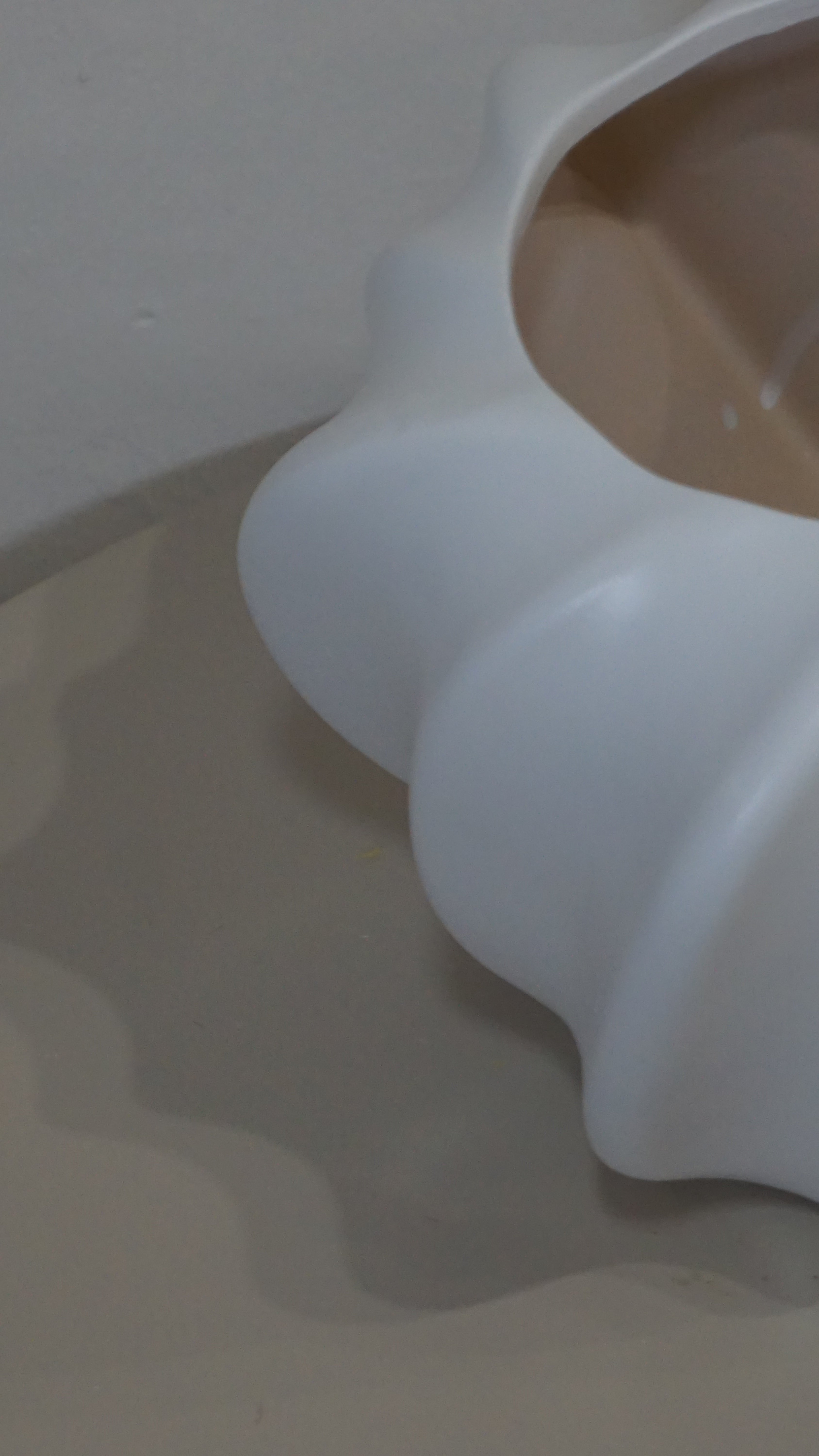 VASO BIANCO POLKA IN CERAMICA