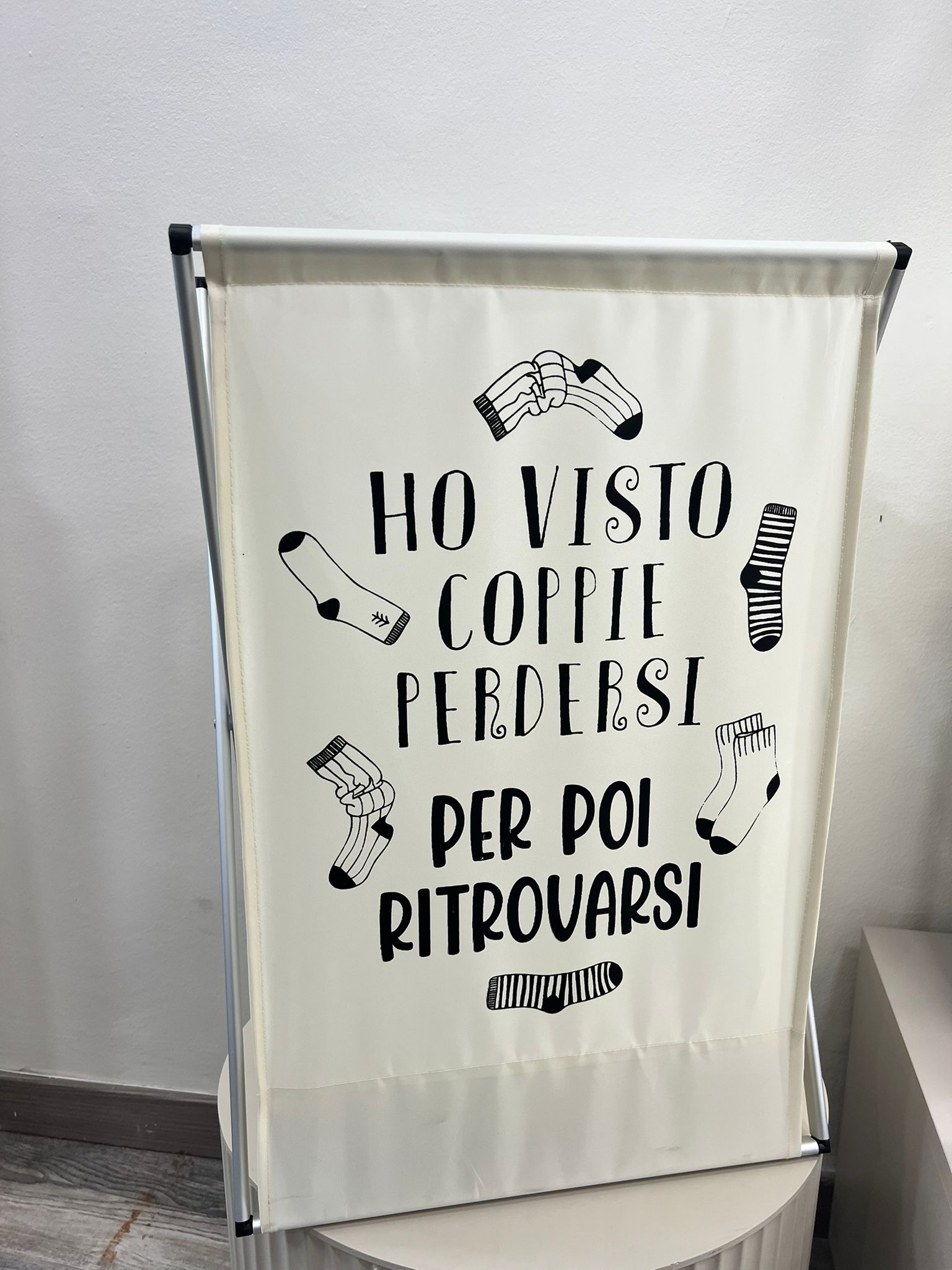 PORTA BIANCHERIA PANNA CON SCRITTA