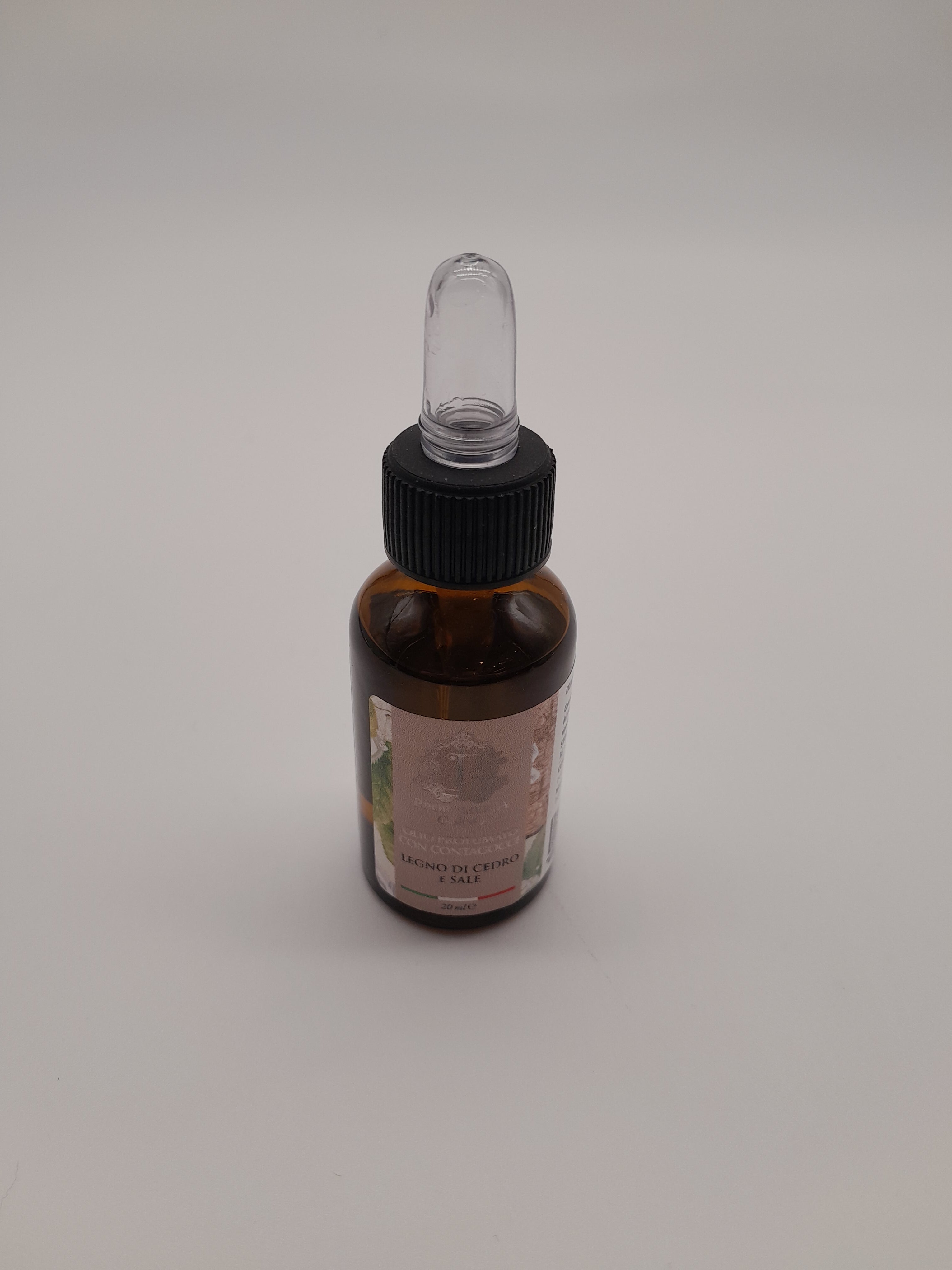 OLIO PROFUMATO CON CONTAGOCCE LEGNO DI CEDRO E SALE